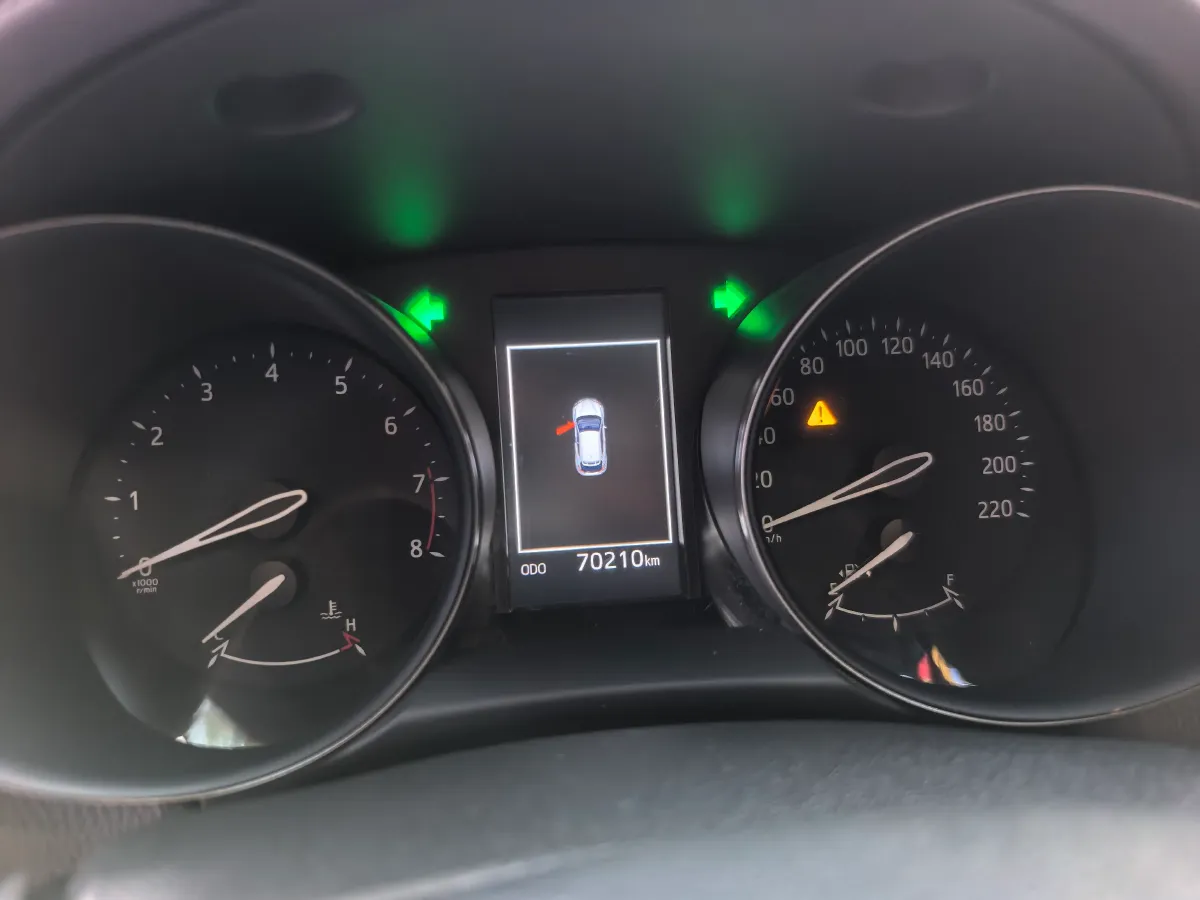 2018 Toyota C-HR 2.0L 171HP L4 CVT,autocango,china used car exporter,china ev exporter,chinese used car exporter,chinese used ev exporter