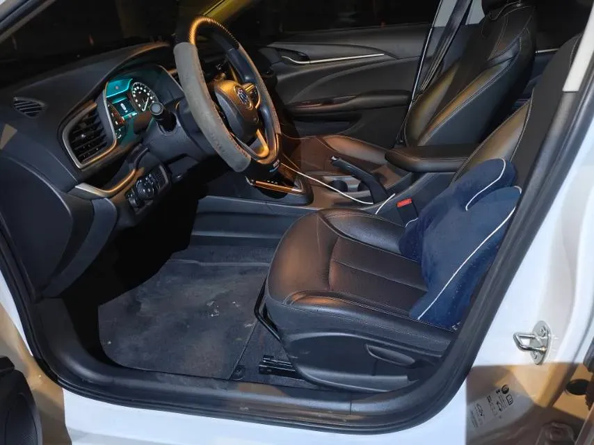 2020 Buick Encore 1.0T 125HP L3 6AT,autocango,china used car exporter,china ev exporter,chinese used car exporter,chinese used ev exporter