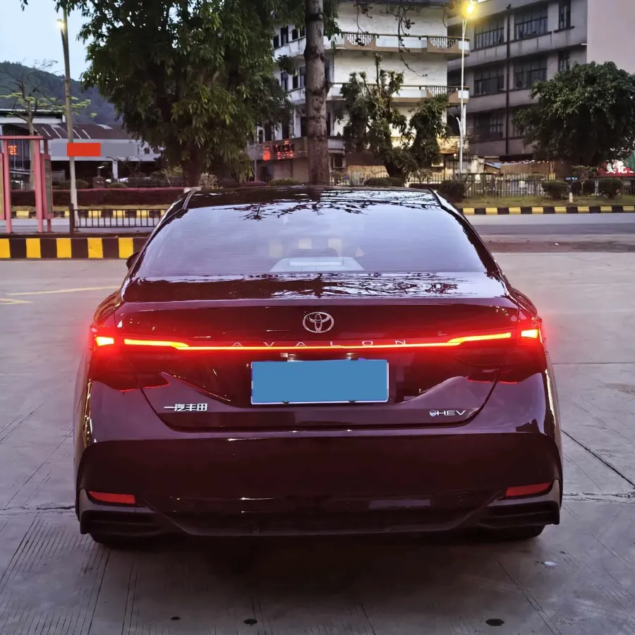2024 Toyota Avalon 2.0L 152HP L4 E-CVT Hybrid,autocango,china used car exporter,china ev exporter,chinese used car exporter,chinese used ev exporter