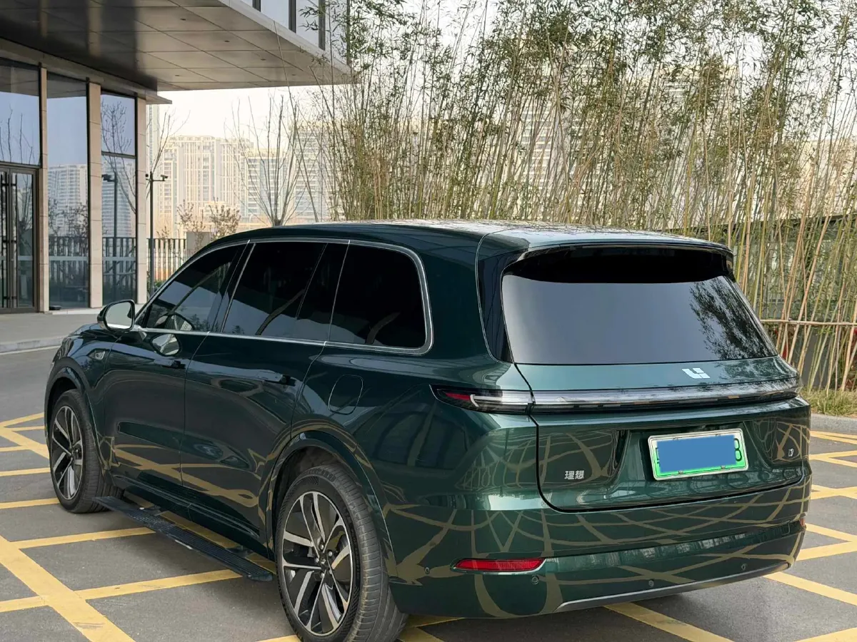 2022 Li L9 Range Extended 154HP REEV 42.6KWH,autocango,china used car exporter,china ev exporter,chinese used car exporter,chinese used ev exporter