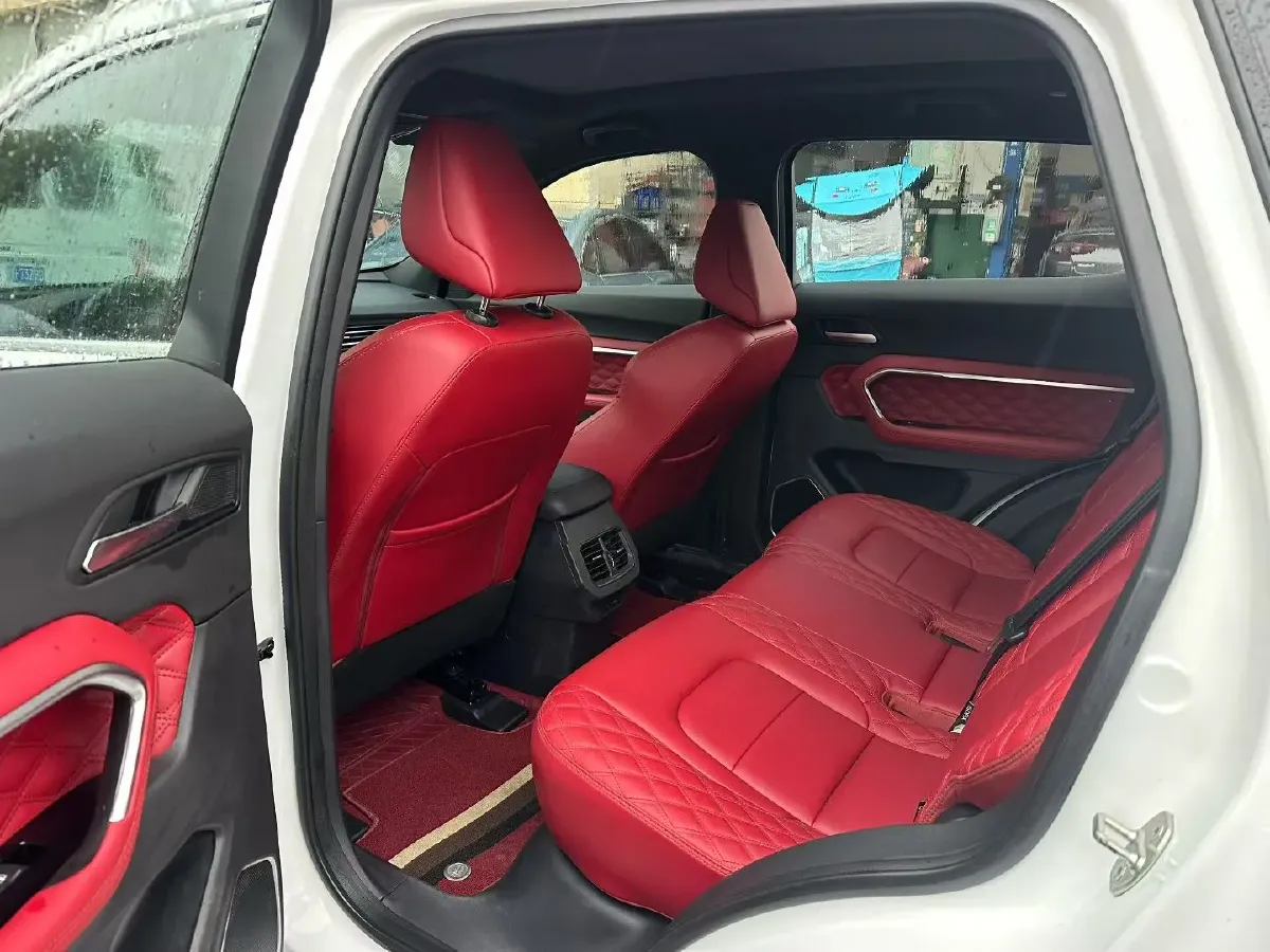 2020 Haval H6 1.5T 169HP L4 7DCT,autocango,china used car exporter,china ev exporter,chinese used car exporter,chinese used ev exporter