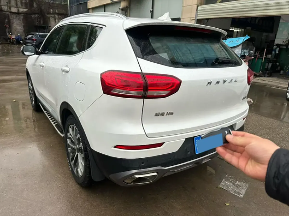 2020 Haval H6 1.5T 169HP L4 7DCT,autocango,china used car exporter,china ev exporter,chinese used car exporter,chinese used ev exporter