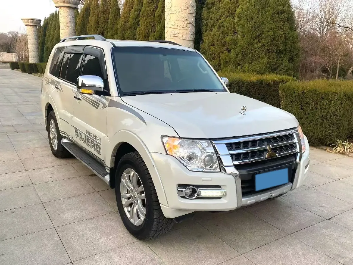 2017 Honda Jade 1.8L 141HP L4 5AT,autocango,china used car exporter,china ev exporter,chinese used car exporter,chinese used ev exporter