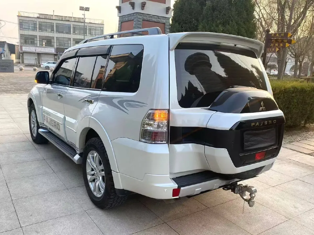 2017 Honda Jade 1.8L 141HP L4 5AT,autocango,china used car exporter,china ev exporter,chinese used car exporter,chinese used ev exporter