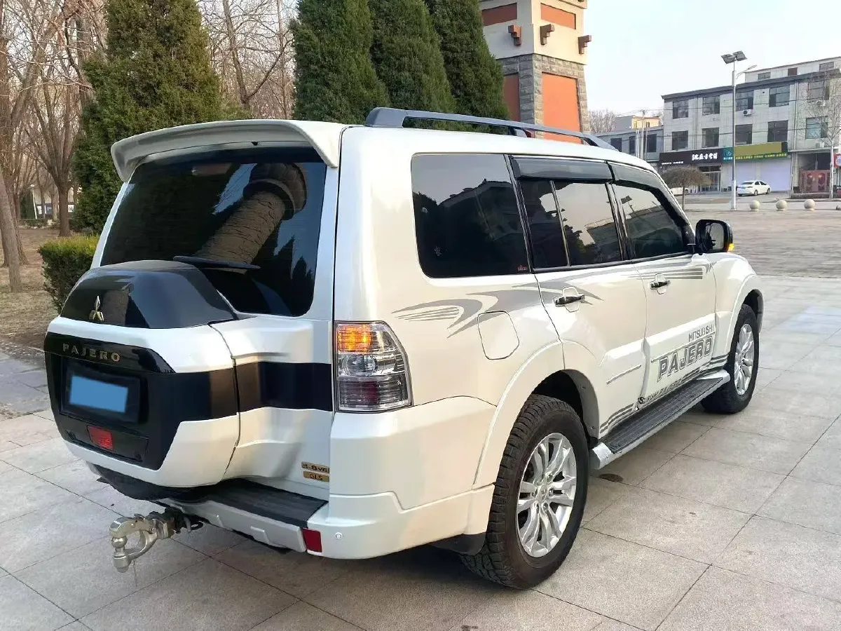 2017 Honda Jade 1.8L 141HP L4 5AT,autocango,china used car exporter,china ev exporter,chinese used car exporter,chinese used ev exporter