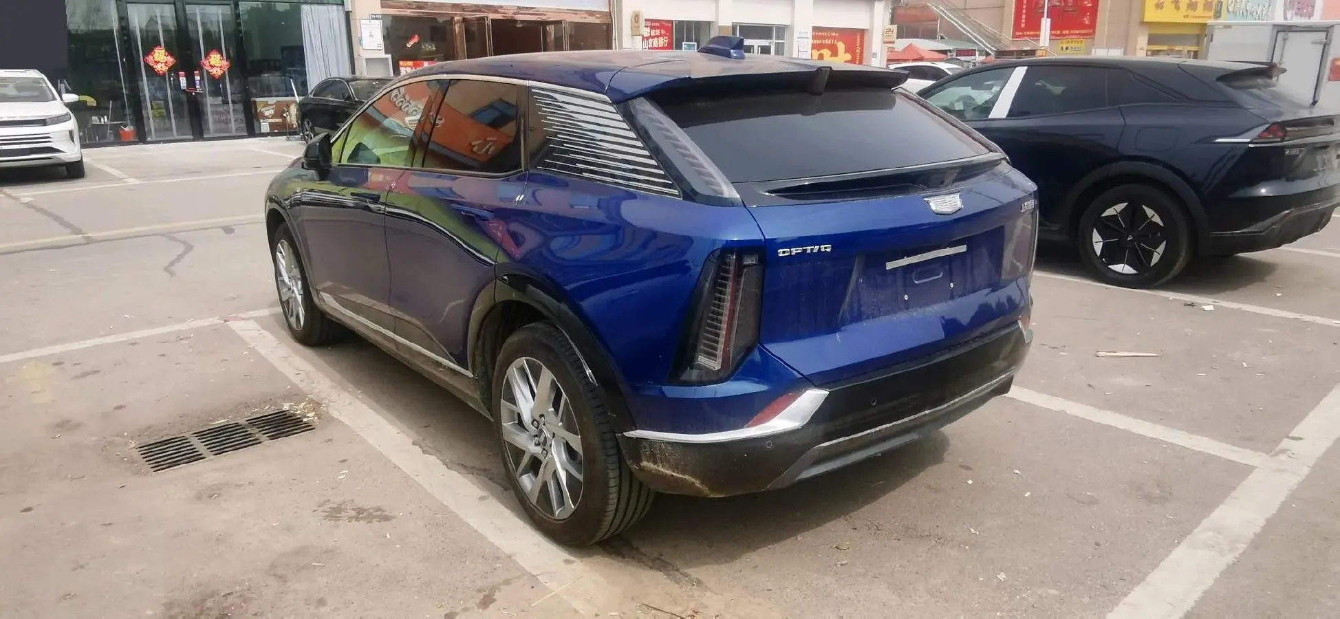 2024 Cadillac OPTIQ BEV 68.4KWH,autocango,china used car exporter,china ev exporter,chinese used car exporter,chinese used ev exporter