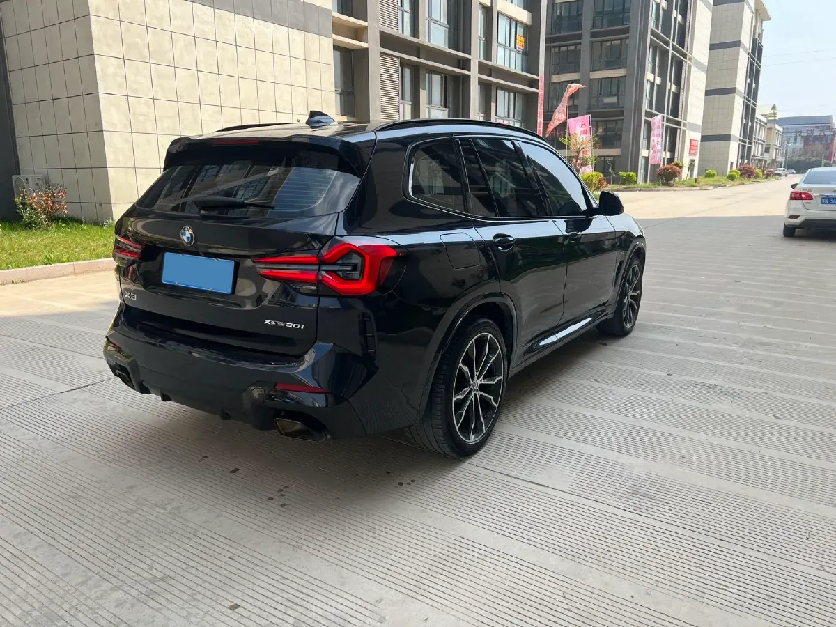 2022 BMW X3 2.0T 252HP L4 8AT,autocango,china used car exporter,china ev exporter,chinese used car exporter,chinese used ev exporter