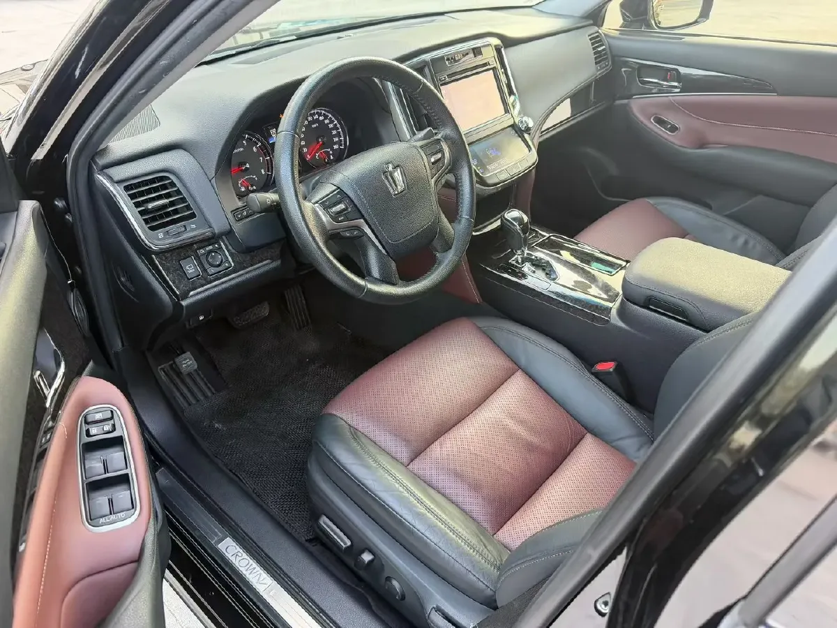 2018 Toyota Highlander 2.0T 220HP L4 6AT,autocango,china used car exporter,china ev exporter,chinese used car exporter,chinese used ev exporter