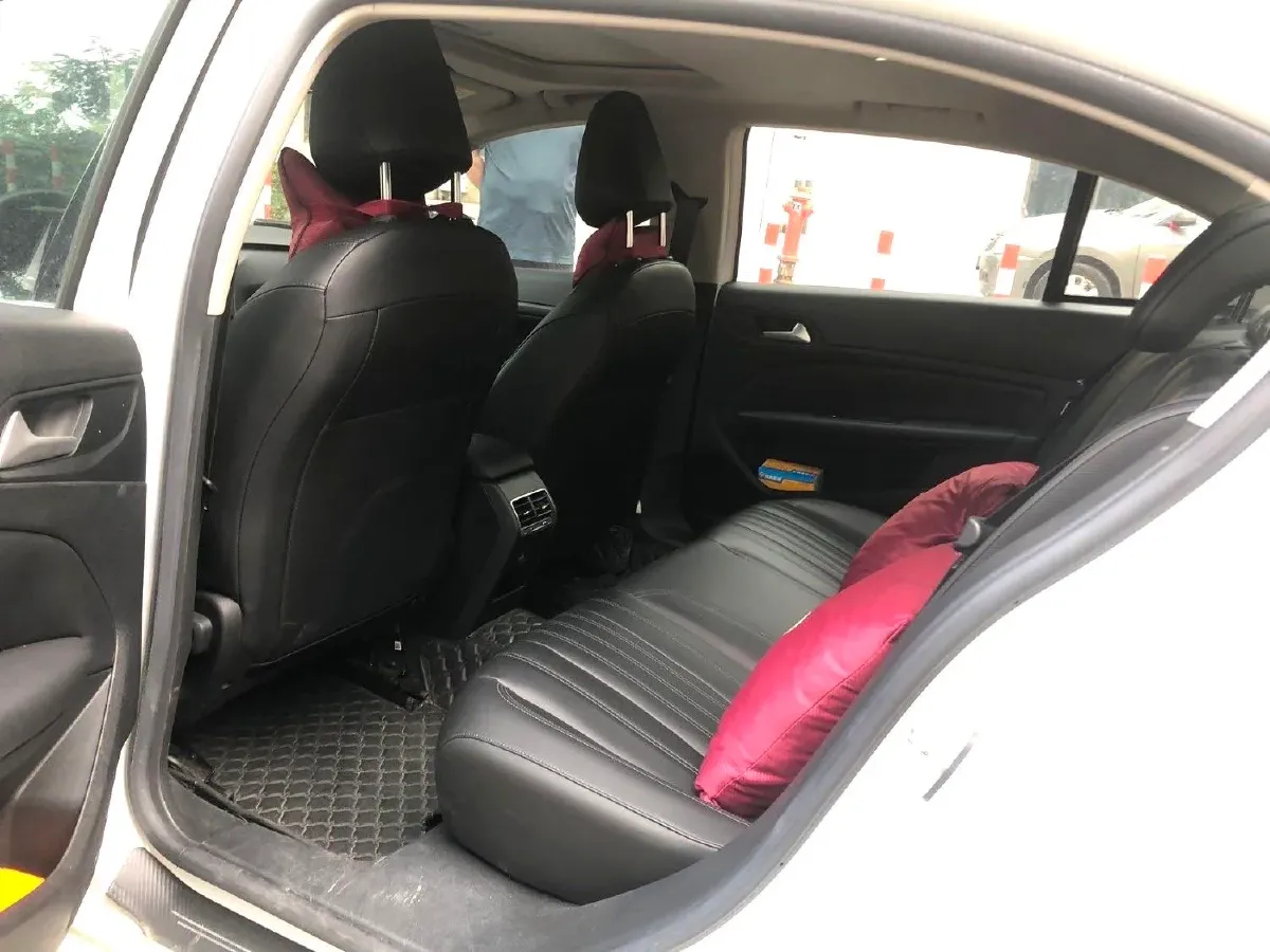 2020 Peugeot 408 1.6T 170HP L4 6AT,autocango,china used car exporter,china ev exporter,chinese used car exporter,chinese used ev exporter