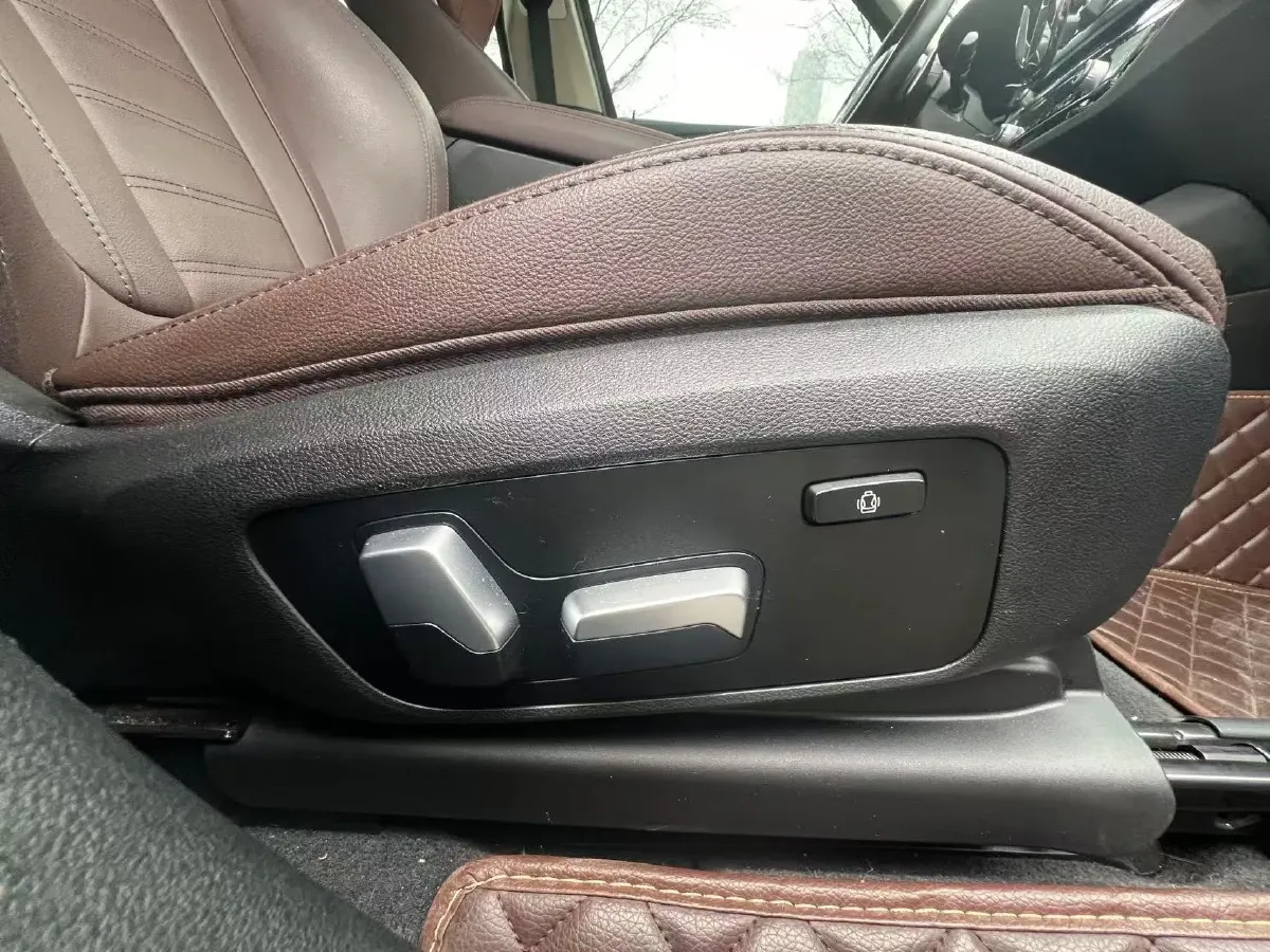 2020 BMW X3 2.0T 224HP L4 8AT,autocango,china used car exporter,china ev exporter,chinese used car exporter,chinese used ev exporter