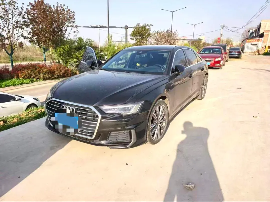 2021 Audi A6L 2.0T 190HP L4 7DCT,autocango,china used car exporter,china ev exporter,chinese used car exporter,chinese used ev exporter