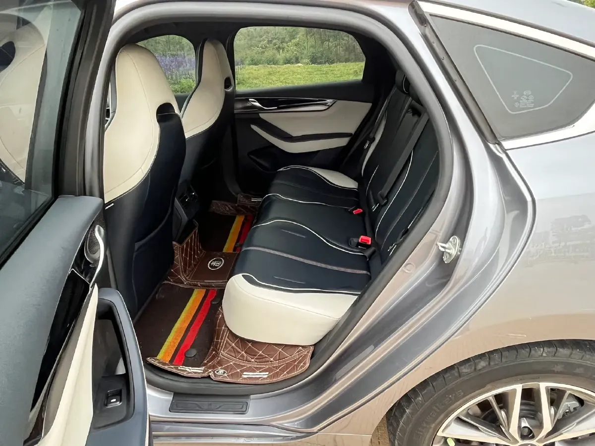 2021 MAXUS G50 1.5T 169HP L4 7DCT,autocango,china used car exporter,china ev exporter,chinese used car exporter,chinese used ev exporter