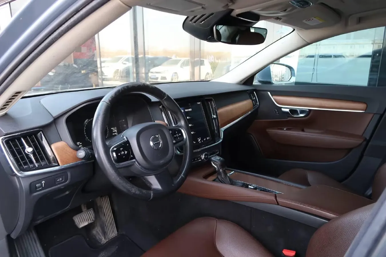 2020 Volvo S90 2.0T 254HP L4 8AT,autocango,china used car exporter,china ev exporter,chinese used car exporter,chinese used ev exporter