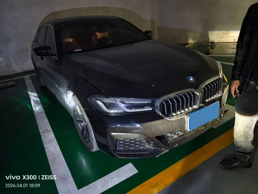 2022 BMW 5 Series 2.0T 184HP L4 8AT,autocango,china used car exporter,china ev exporter,chinese used car exporter,chinese used ev exporter