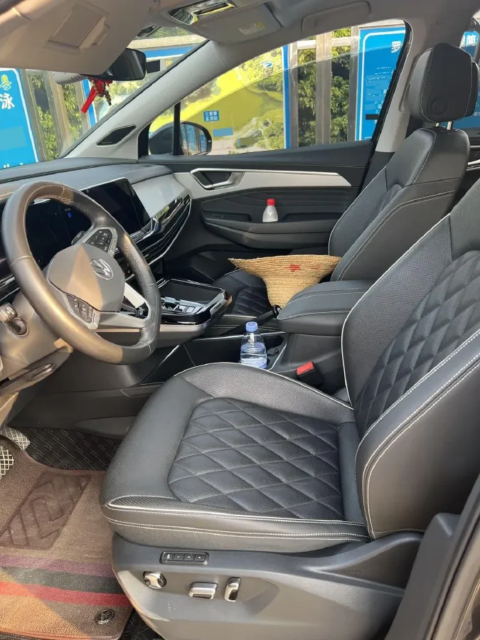 2022 Volkswagen Talagon 2.5T 299HP V6 7DCT,autocango,china used car exporter,china ev exporter,chinese used car exporter,chinese used ev exporter