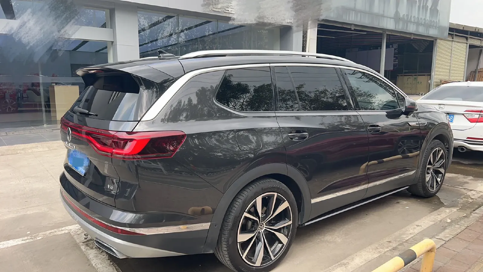 2022 Volkswagen Talagon 2.5T 299HP V6 7DCT,autocango,china used car exporter,china ev exporter,chinese used car exporter,chinese used ev exporter