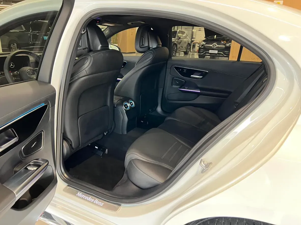 2023 Mercedes-Benz C Class 1.5T 204HP L4 9AT,autocango,china used car exporter,china ev exporter,chinese used car exporter,chinese used ev exporter