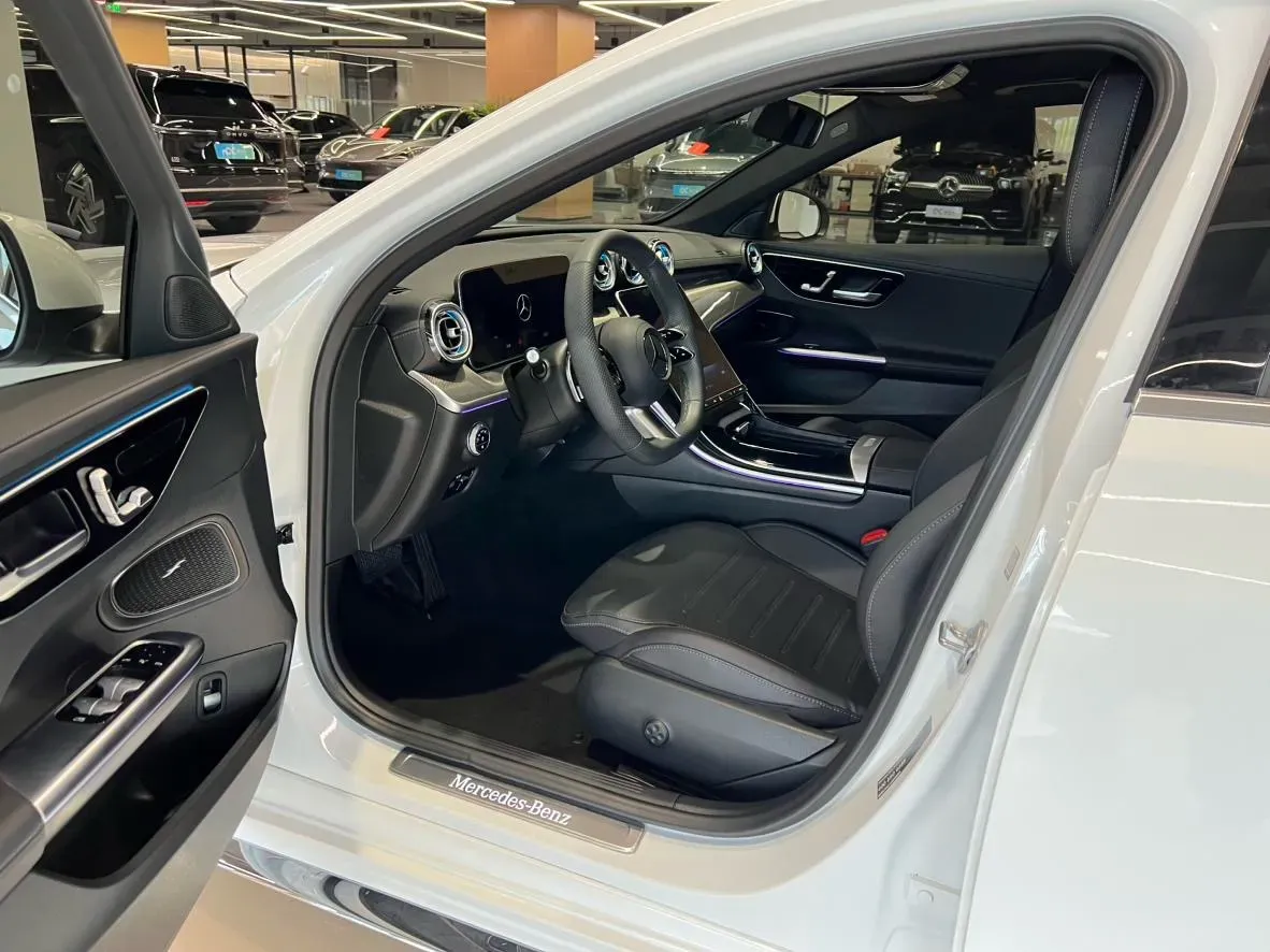 2023 Mercedes-Benz C Class 1.5T 204HP L4 9AT,autocango,china used car exporter,china ev exporter,chinese used car exporter,chinese used ev exporter