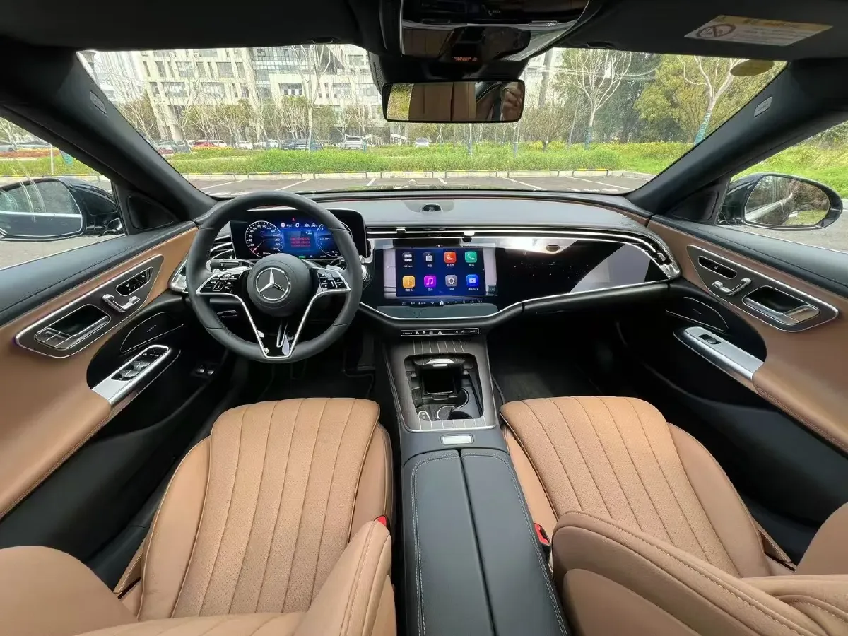 2024 Mercedes-Benz E Class 2.0T 204HP L4 9AT PHEV 25.4KWH,autocango,china used car exporter,china ev exporter,chinese used car exporter,chinese used ev exporter