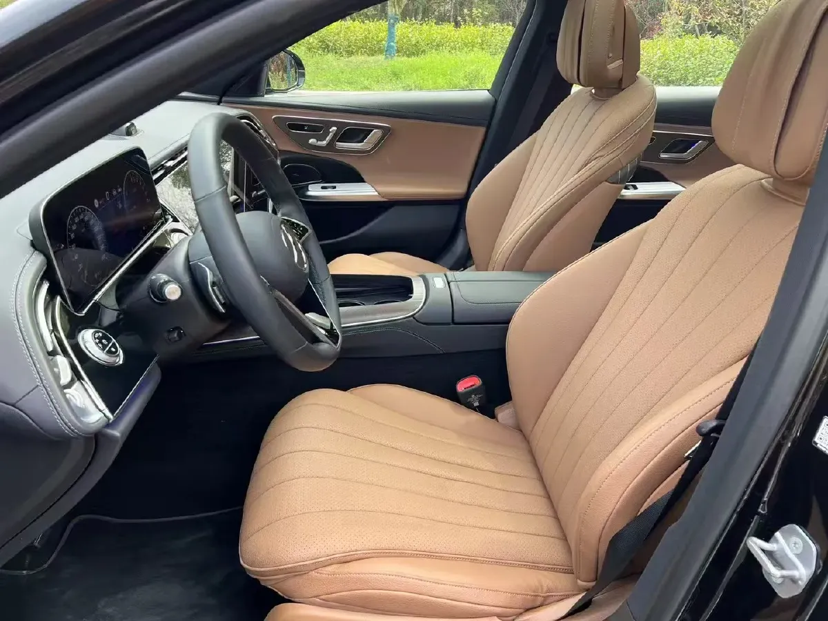 2024 Mercedes-Benz E Class 2.0T 204HP L4 9AT PHEV 25.4KWH,autocango,china used car exporter,china ev exporter,chinese used car exporter,chinese used ev exporter