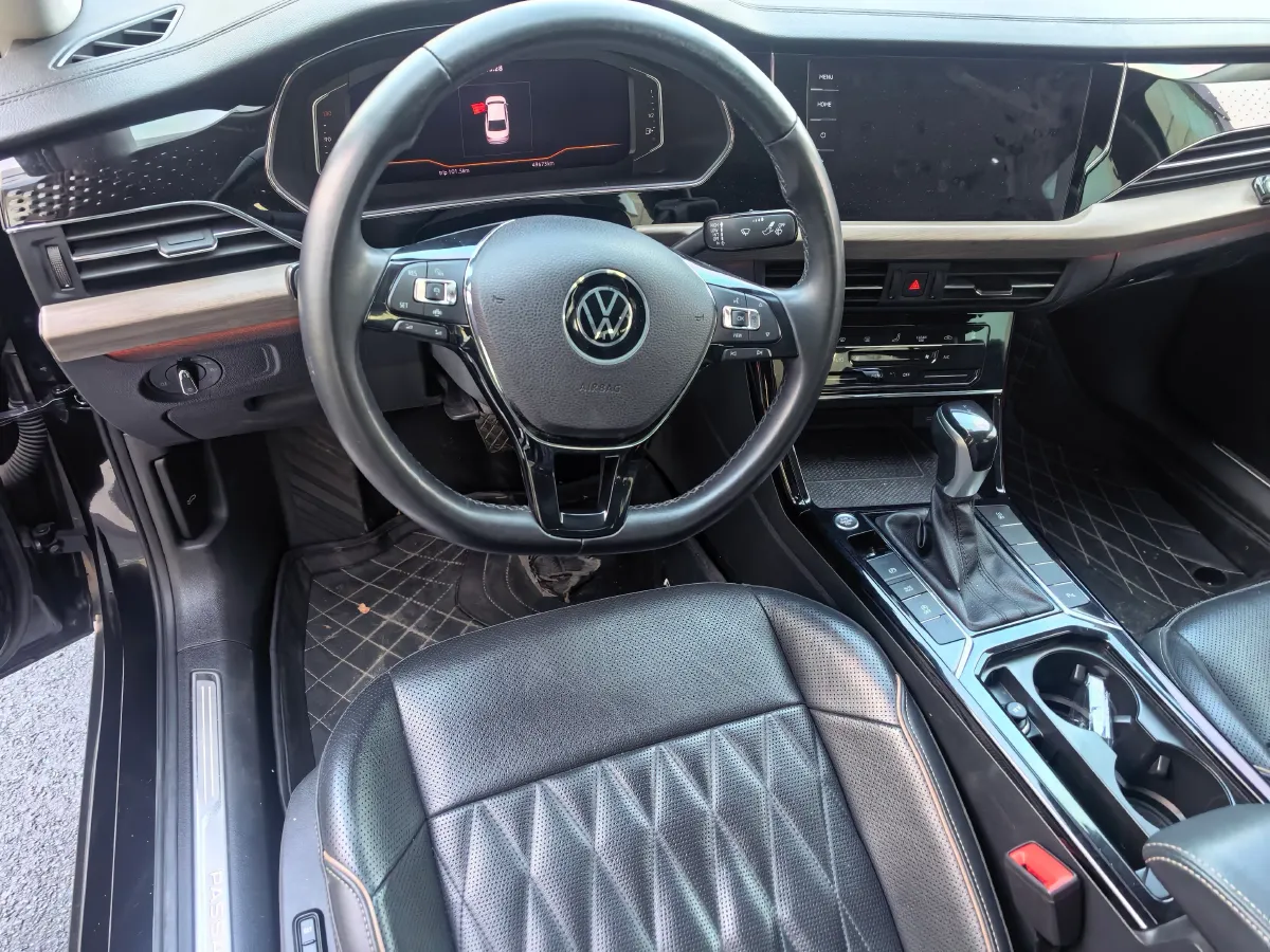 2021 Volkswagen Passat 2.0T 186HP L4 7DCT,autocango,china used car exporter,china ev exporter,chinese used car exporter,chinese used ev exporter