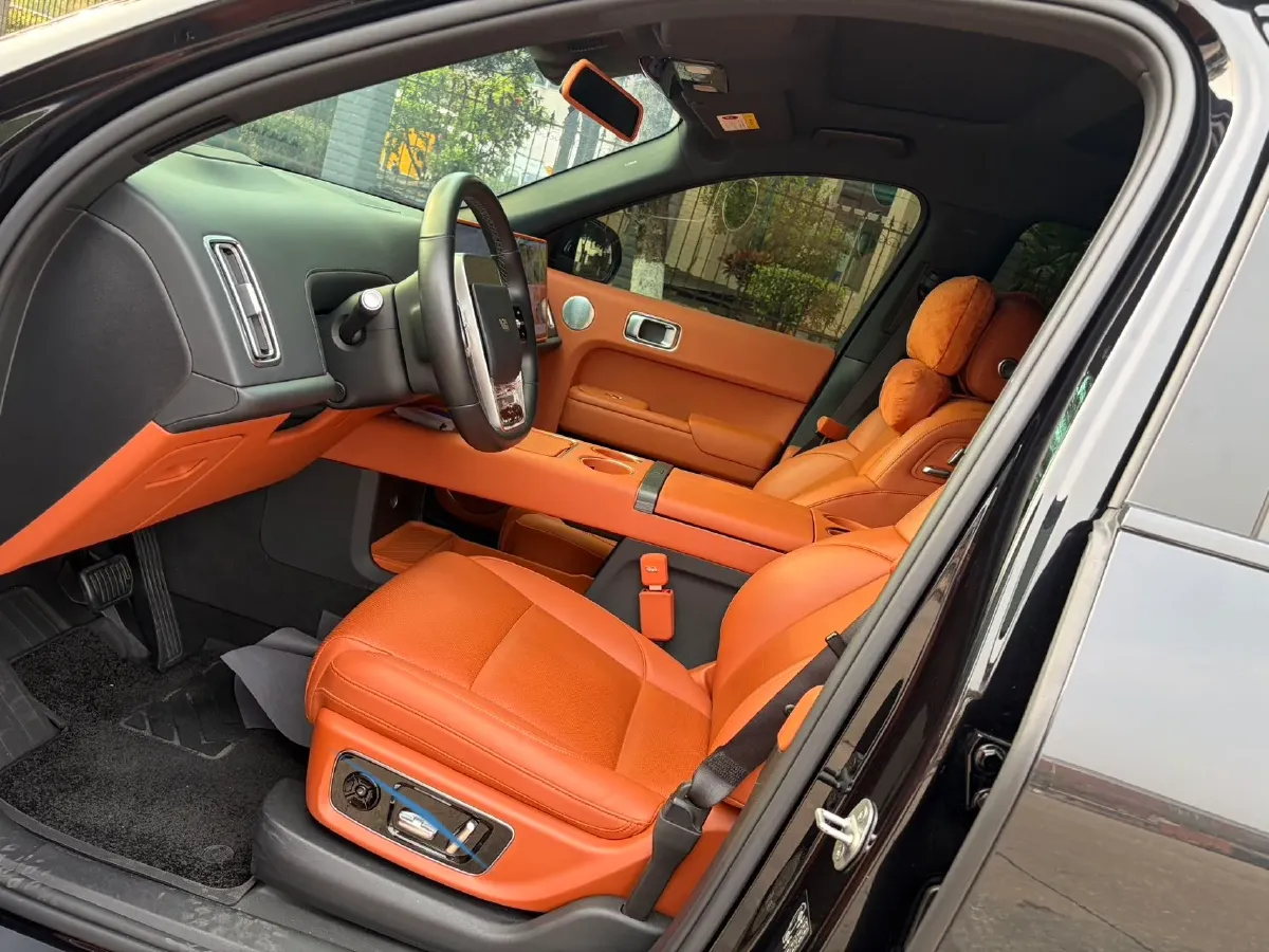 2022 Li L9 Range Extended 154HP REEV 42.6KWH,autocango,china used car exporter,china ev exporter,chinese used car exporter,chinese used ev exporter