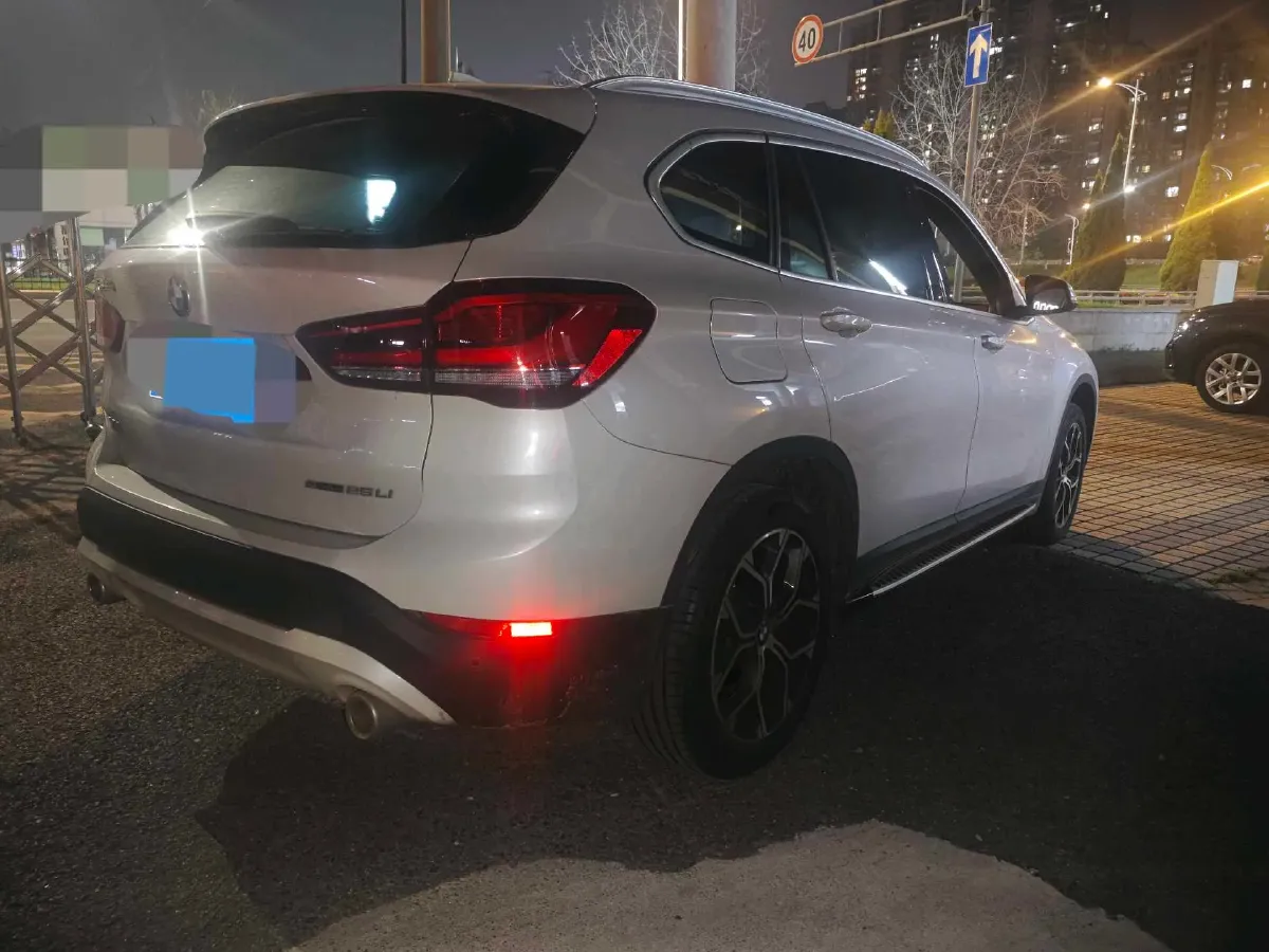 2022 BMW X1 2.0T 192HP L4 7DCT,autocango,china used car exporter,china ev exporter,chinese used car exporter,chinese used ev exporter