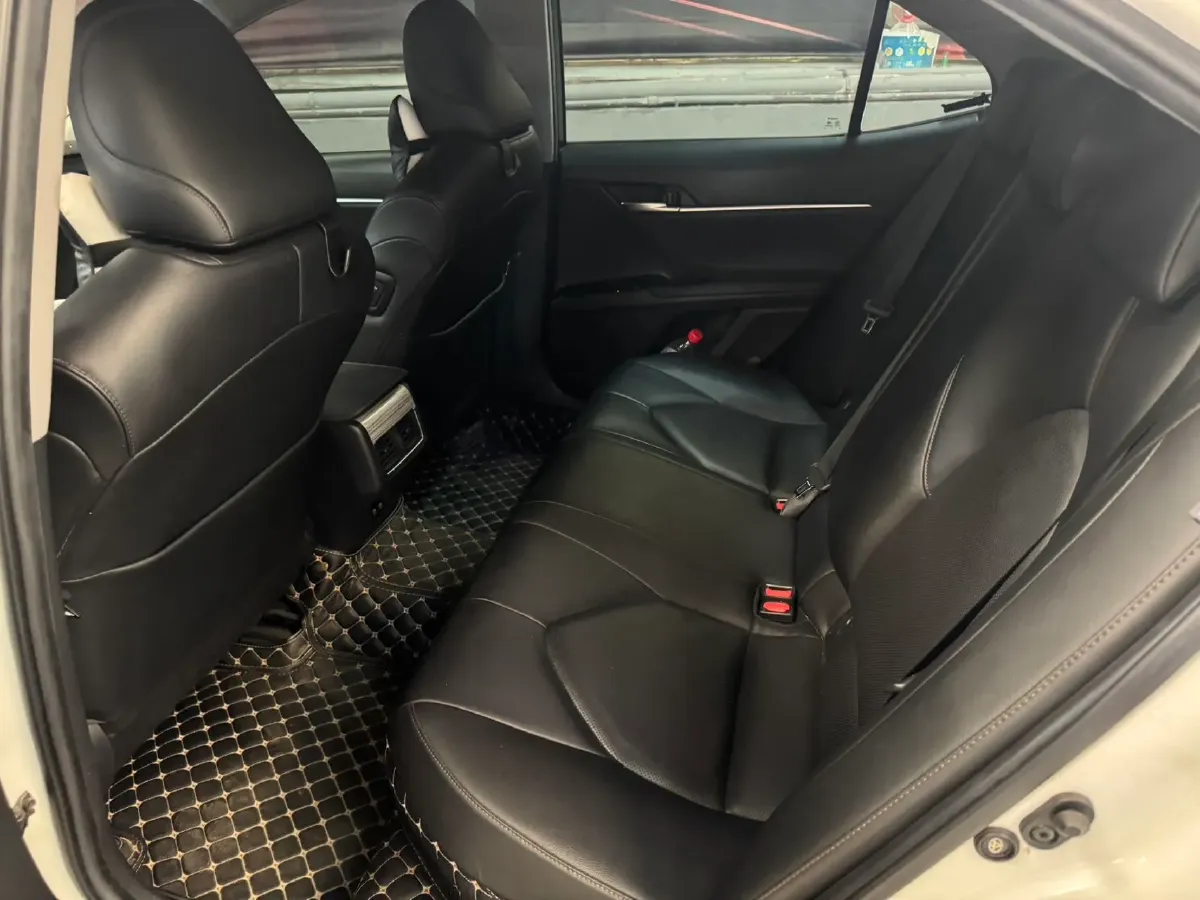 2019 Toyota Camry 2.5L 178HP L4 E-CVT Hybrid,autocango,china used car exporter,china ev exporter,chinese used car exporter,chinese used ev exporter