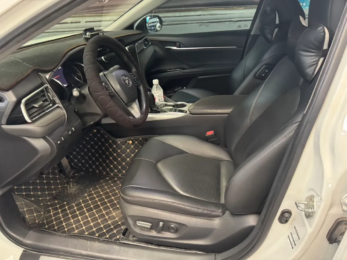 2019 Toyota Camry 2.5L 178HP L4 E-CVT Hybrid,autocango,china used car exporter,china ev exporter,chinese used car exporter,chinese used ev exporter