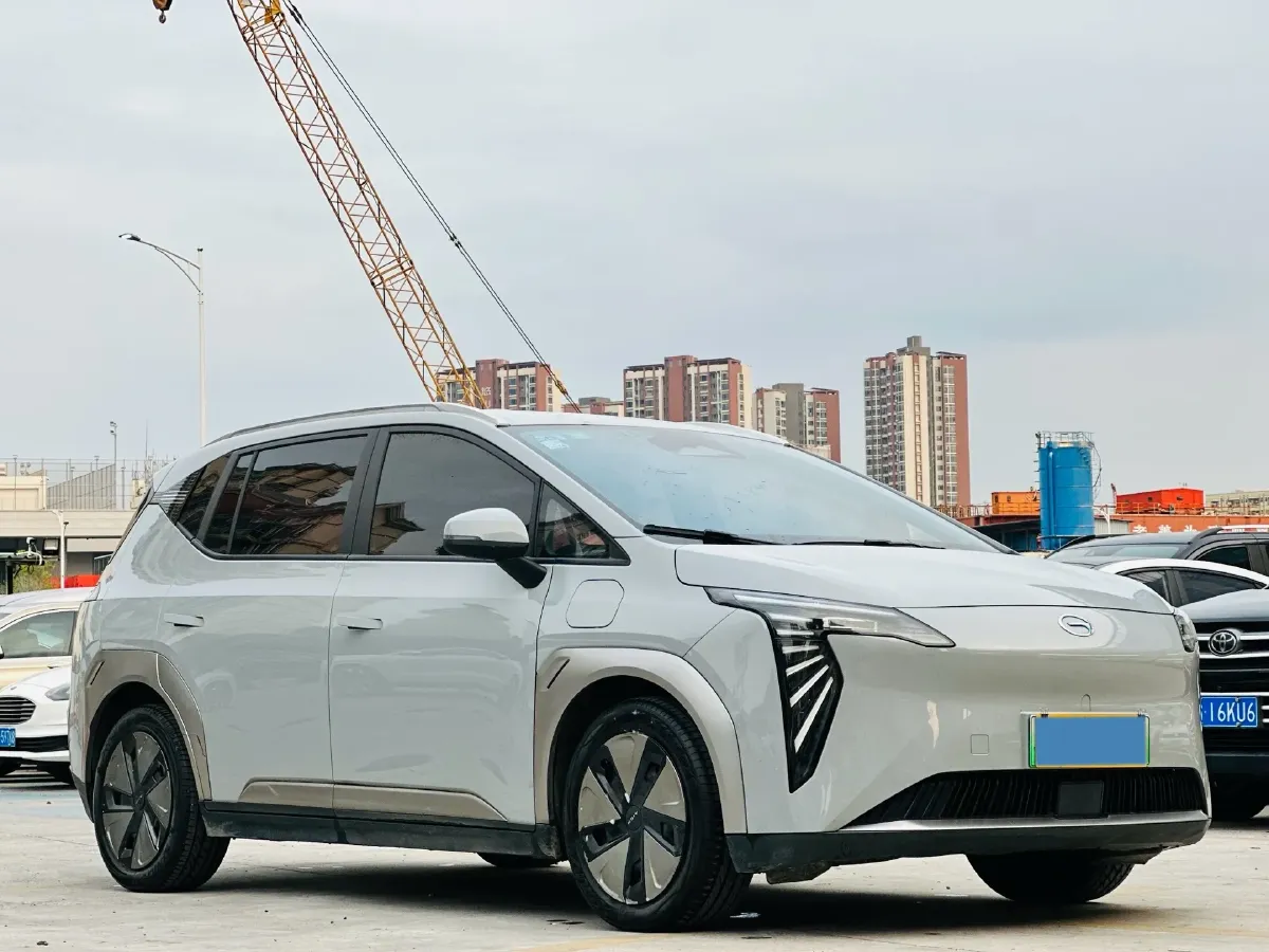 2022 Geely Okavango 1.8T 184HP L4 7DCT,autocango,china used car exporter,china ev exporter,chinese used car exporter,chinese used ev exporter