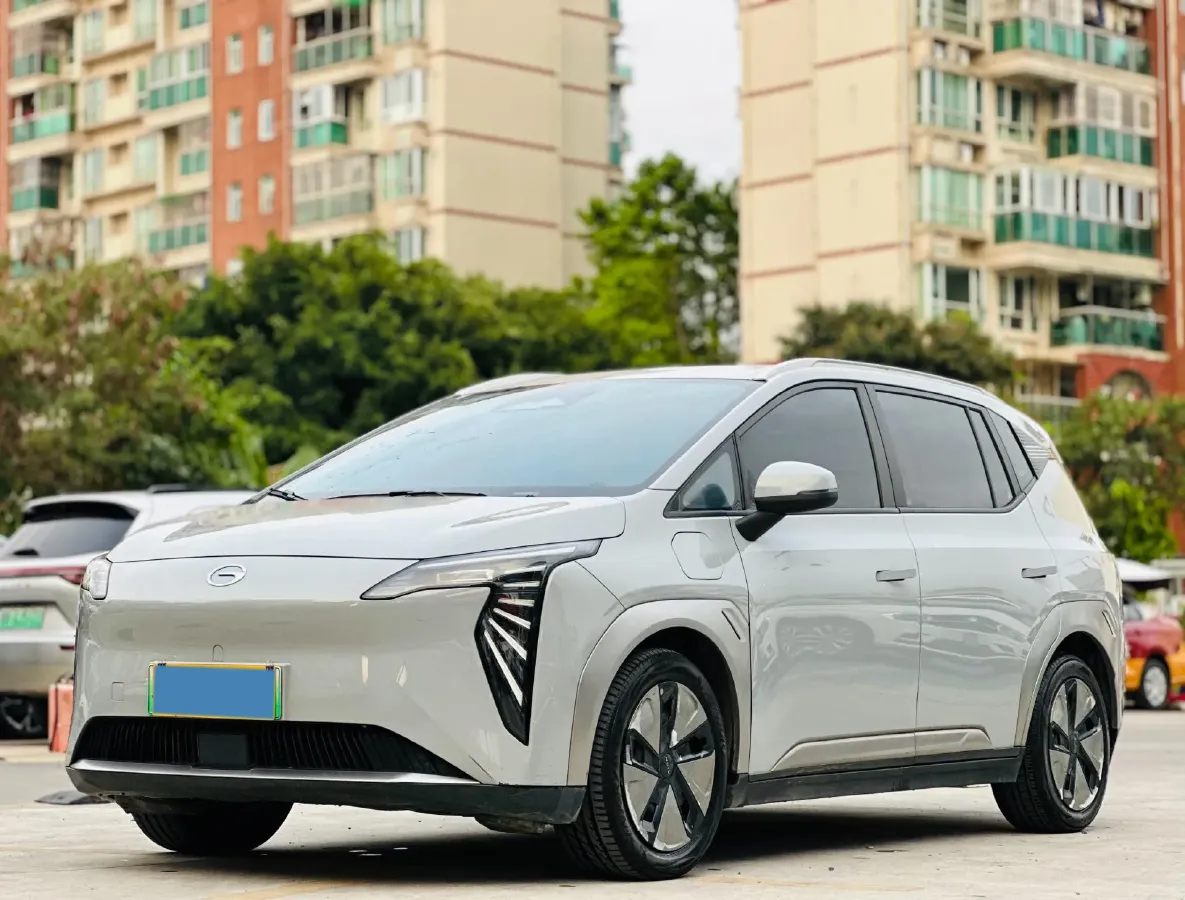 2022 Geely Okavango 1.8T 184HP L4 7DCT,autocango,china used car exporter,china ev exporter,chinese used car exporter,chinese used ev exporter