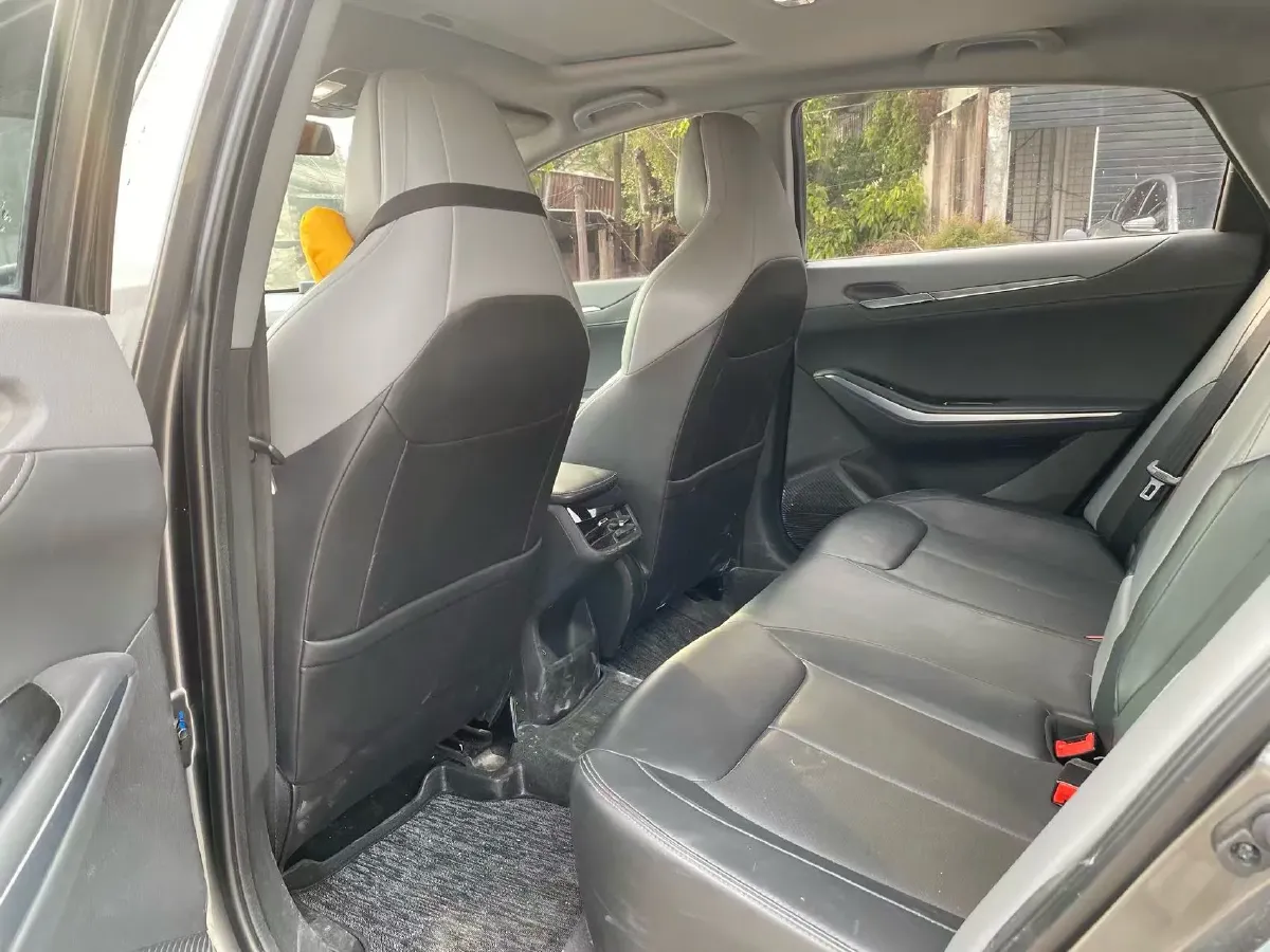 2023 ChangAn Raeton Plus 1.5T 188HP L4 7DCT,autocango,china used car exporter,china ev exporter,chinese used car exporter,chinese used ev exporter