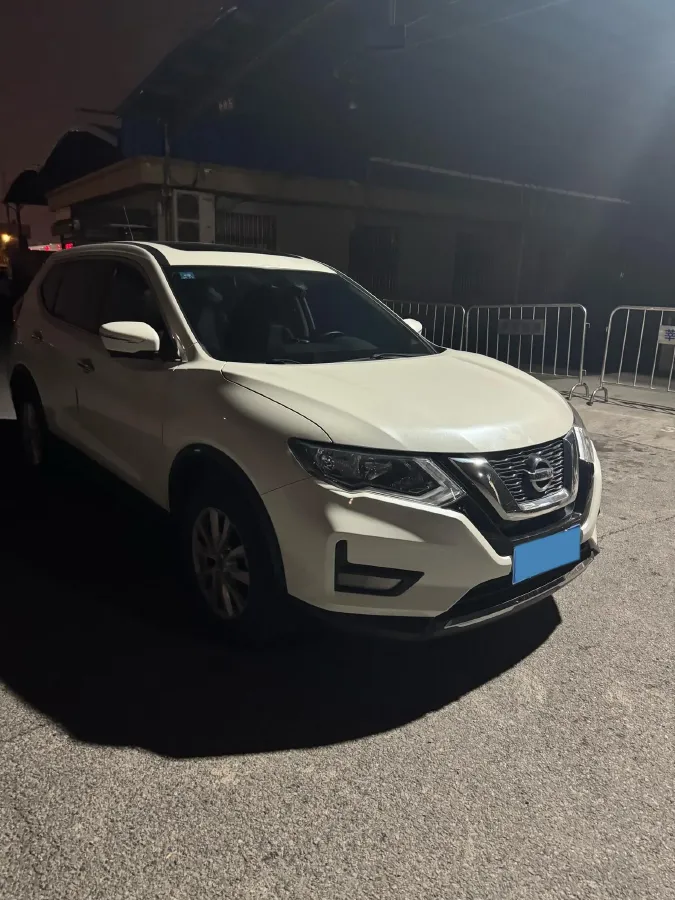 2020 Nissan X-Trail 2.0L 154HP L4 CVT,autocango,china used car exporter,china ev exporter,chinese used car exporter,chinese used ev exporter