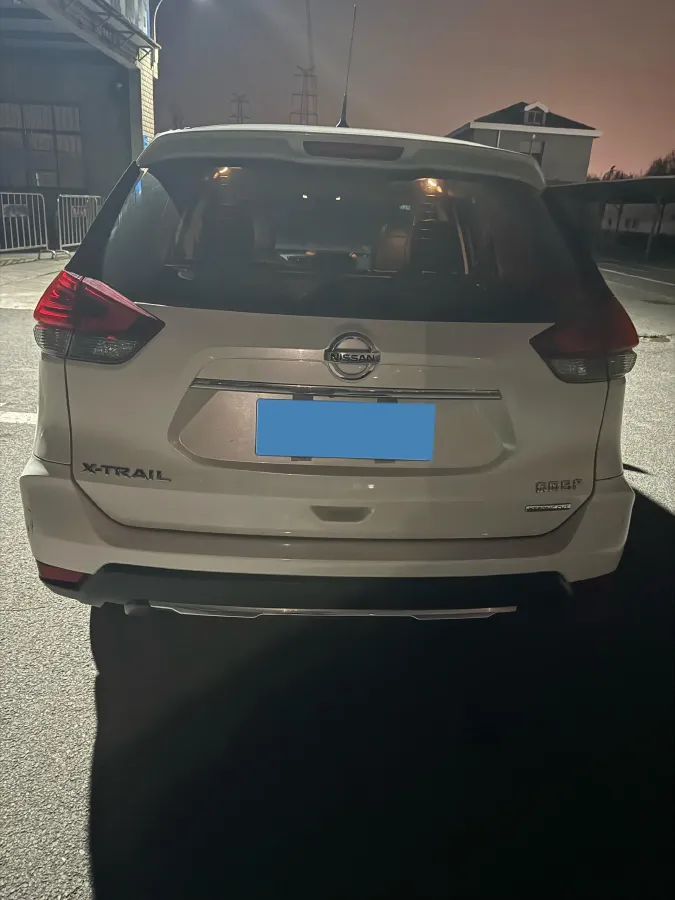 2020 Nissan X-Trail 2.0L 154HP L4 CVT,autocango,china used car exporter,china ev exporter,chinese used car exporter,chinese used ev exporter