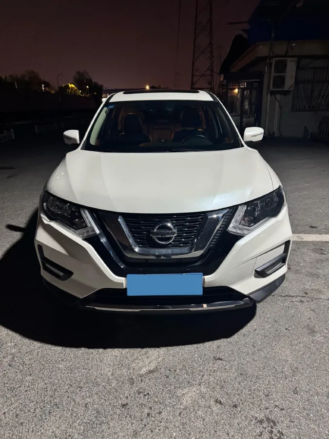 2020 Nissan X-Trail 2.0L 154HP L4 CVT,autocango,china used car exporter,china ev exporter,chinese used car exporter,chinese used ev exporter