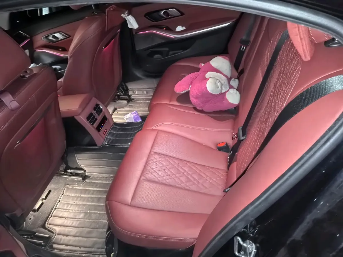 2023 BMW 3 Series 2.0T 184HP L4 8AT,autocango,china used car exporter,china ev exporter,chinese used car exporter,chinese used ev exporter