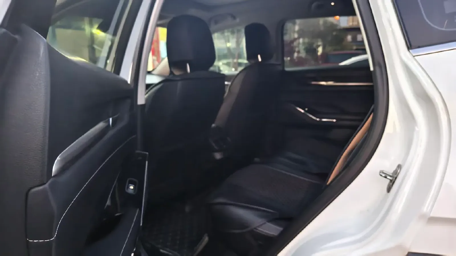 2021 Haval H6 1.5T 169HP L4 7DCT,autocango,china used car exporter,china ev exporter,chinese used car exporter,chinese used ev exporter