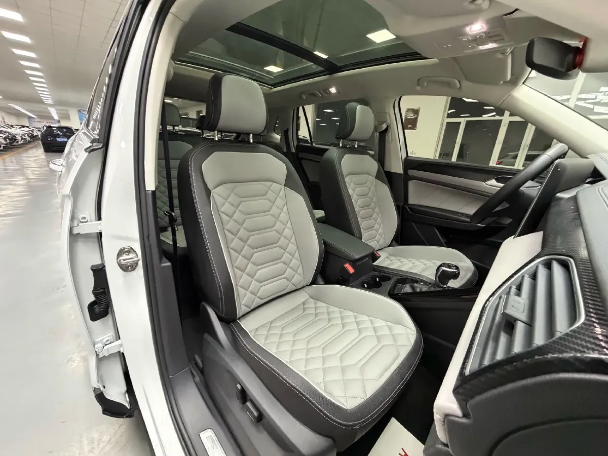 2023 Volkswagen Tayron 1.4T 150HP L4 7DCT,autocango,china used car exporter,china ev exporter,chinese used car exporter,chinese used ev exporter