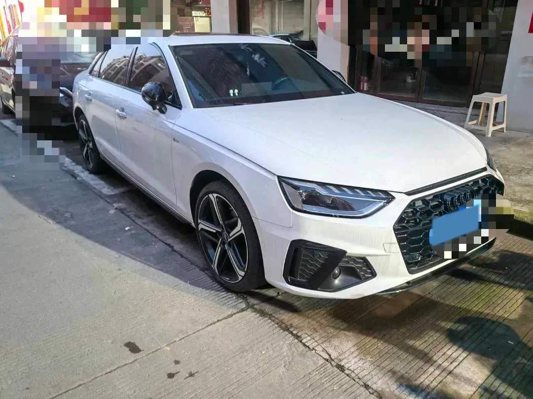 2023 Audi A4L 2.0T 190HP L4 7DCT,autocango,china used car exporter,china ev exporter,chinese used car exporter,chinese used ev exporter