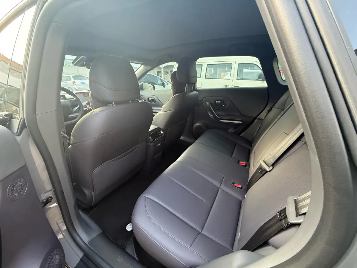 2026 Leapmotor Lafa5 BEV,autocango,china used car exporter,china ev exporter,chinese used car exporter,chinese used ev exporter