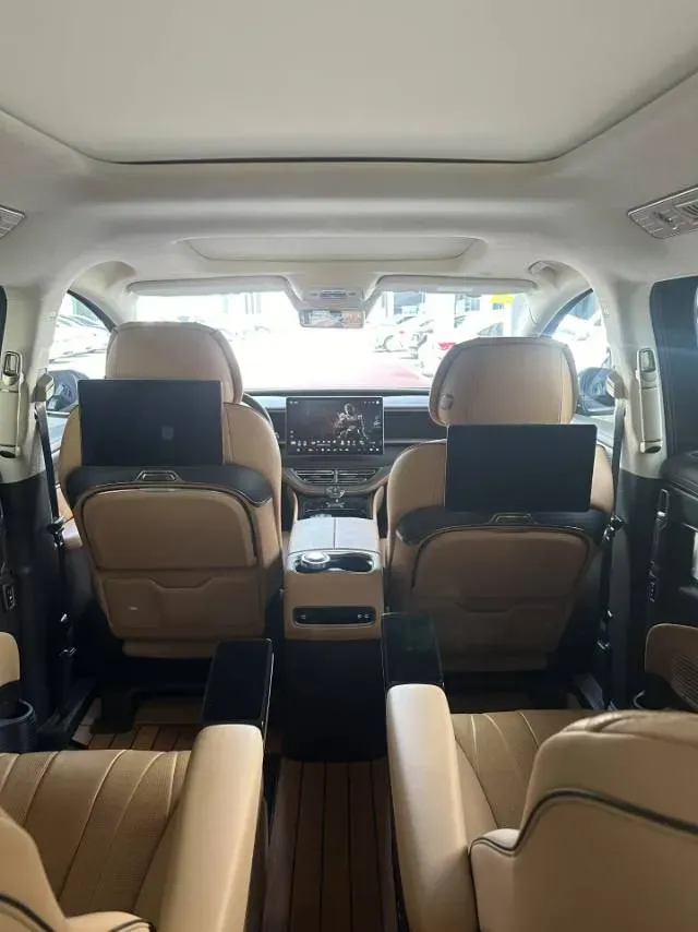 2025 Denza DenzaN9 2.0T 207HP L4 E-CVT PHEV,autocango,china used car exporter,china ev exporter,chinese used car exporter,chinese used ev exporter