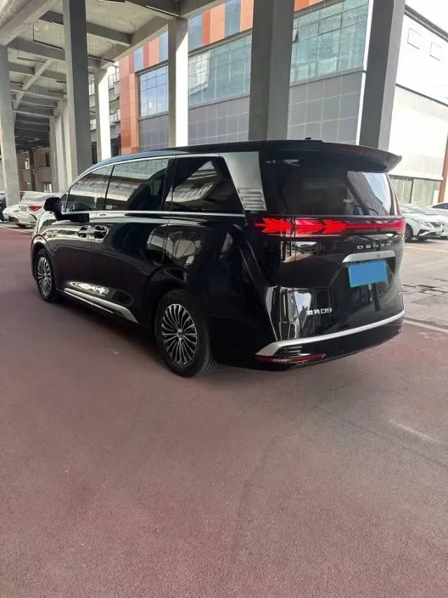 2025 Denza DenzaN9 2.0T 207HP L4 E-CVT PHEV,autocango,china used car exporter,china ev exporter,chinese used car exporter,chinese used ev exporter