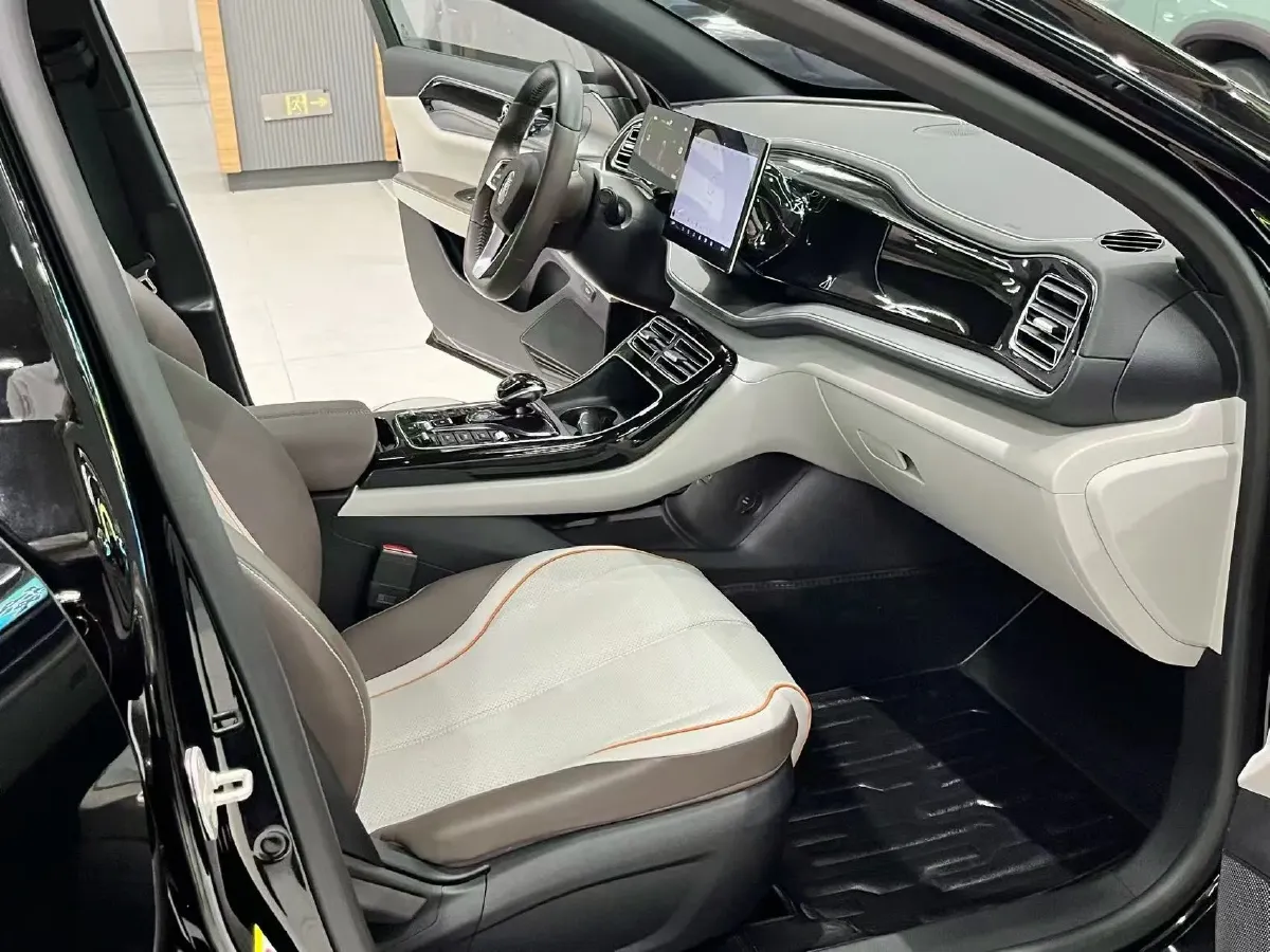 2023 BYD Qin Plus 1.5L 110HP L4 E-CVT PHEV 18.32KWH,autocango,china used car exporter,china ev exporter,chinese used car exporter,chinese used ev exporter