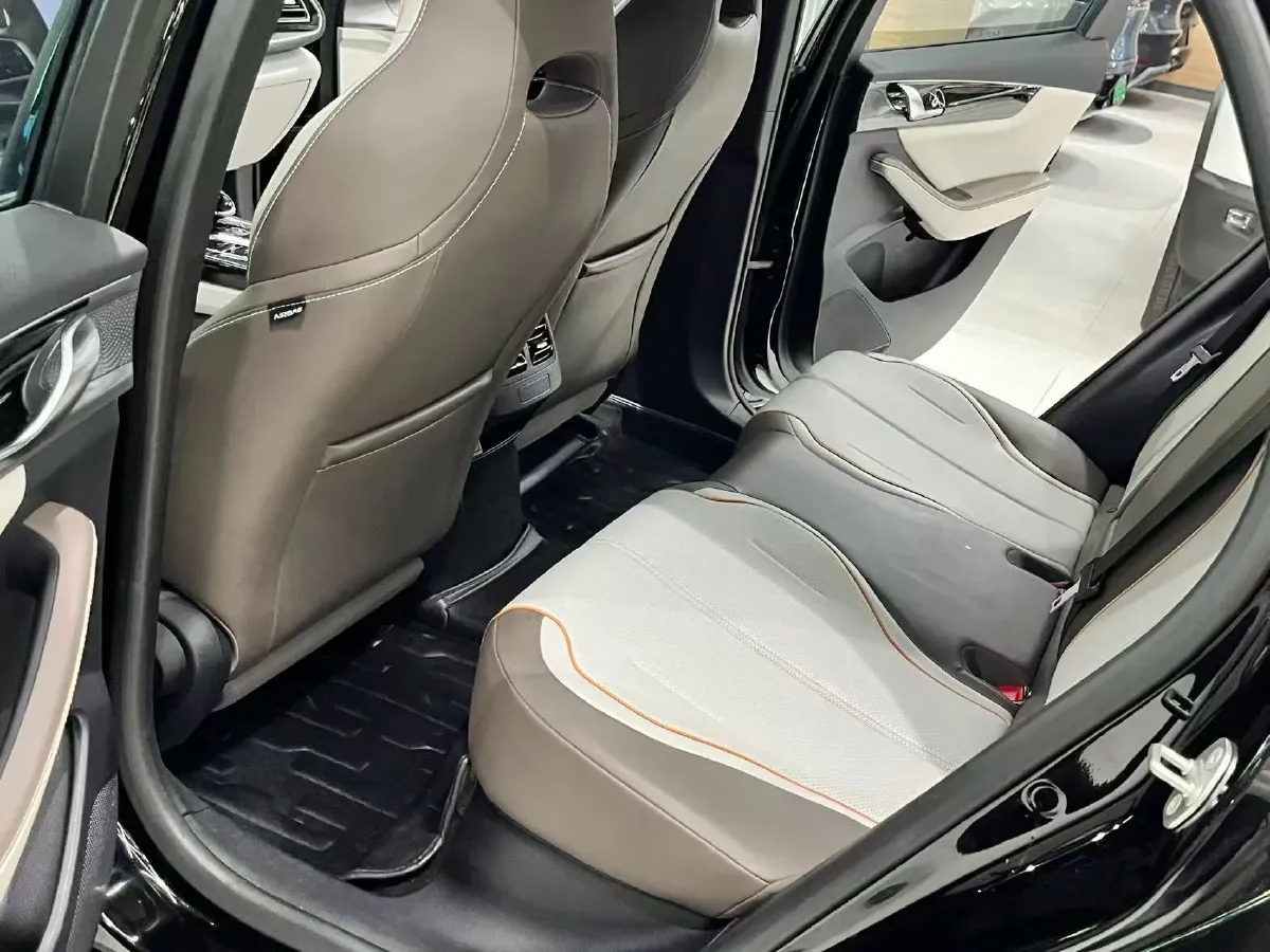 2023 BYD Qin Plus 1.5L 110HP L4 E-CVT PHEV 18.32KWH,autocango,china used car exporter,china ev exporter,chinese used car exporter,chinese used ev exporter