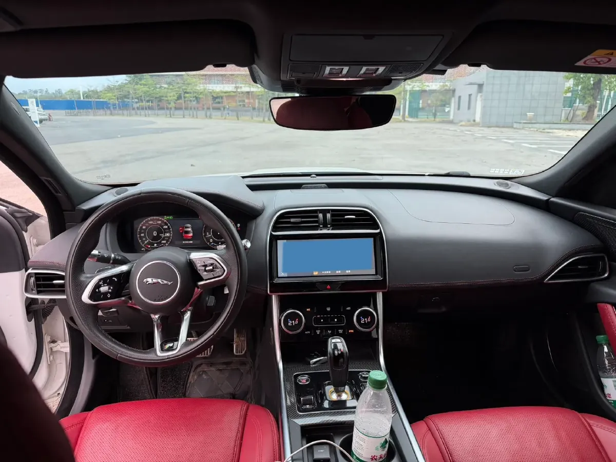 2021 Jaguar XEL 2.0T 250HP L4 8AT,autocango,china used car exporter,china ev exporter,chinese used car exporter,chinese used ev exporter