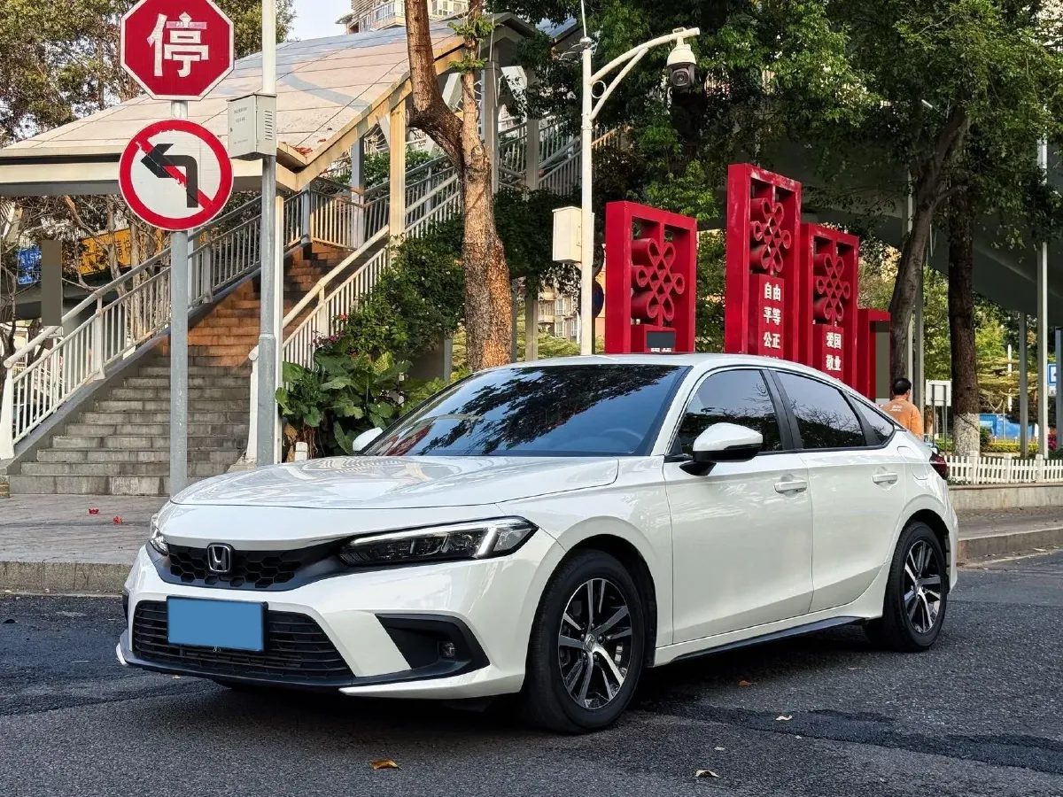 2023 Honda Civic 1.5T 182HP L4 CVT,autocango,china used car exporter,china ev exporter,chinese used car exporter,chinese used ev exporter