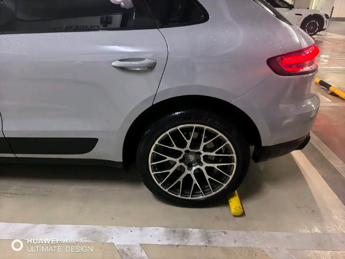 2021 Porsche Macan 2.0T 252HP L4 7DCT,autocango,china used car exporter,china ev exporter,chinese used car exporter,chinese used ev exporter