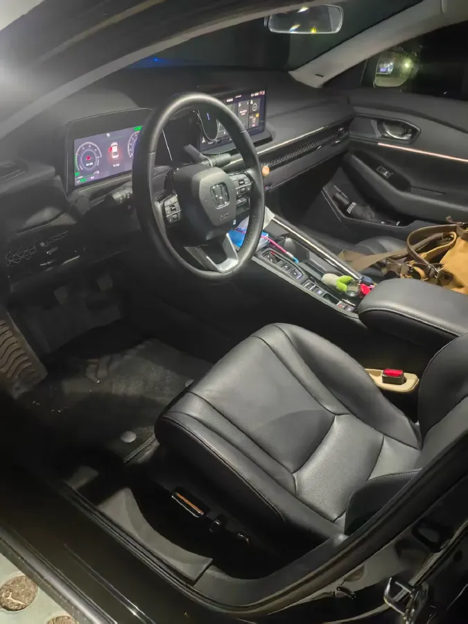 2023 Honda Accord 2.0L 148HP L4 E-CVT PHEV 17.7KWH,autocango,china used car exporter,china ev exporter,chinese used car exporter,chinese used ev exporter