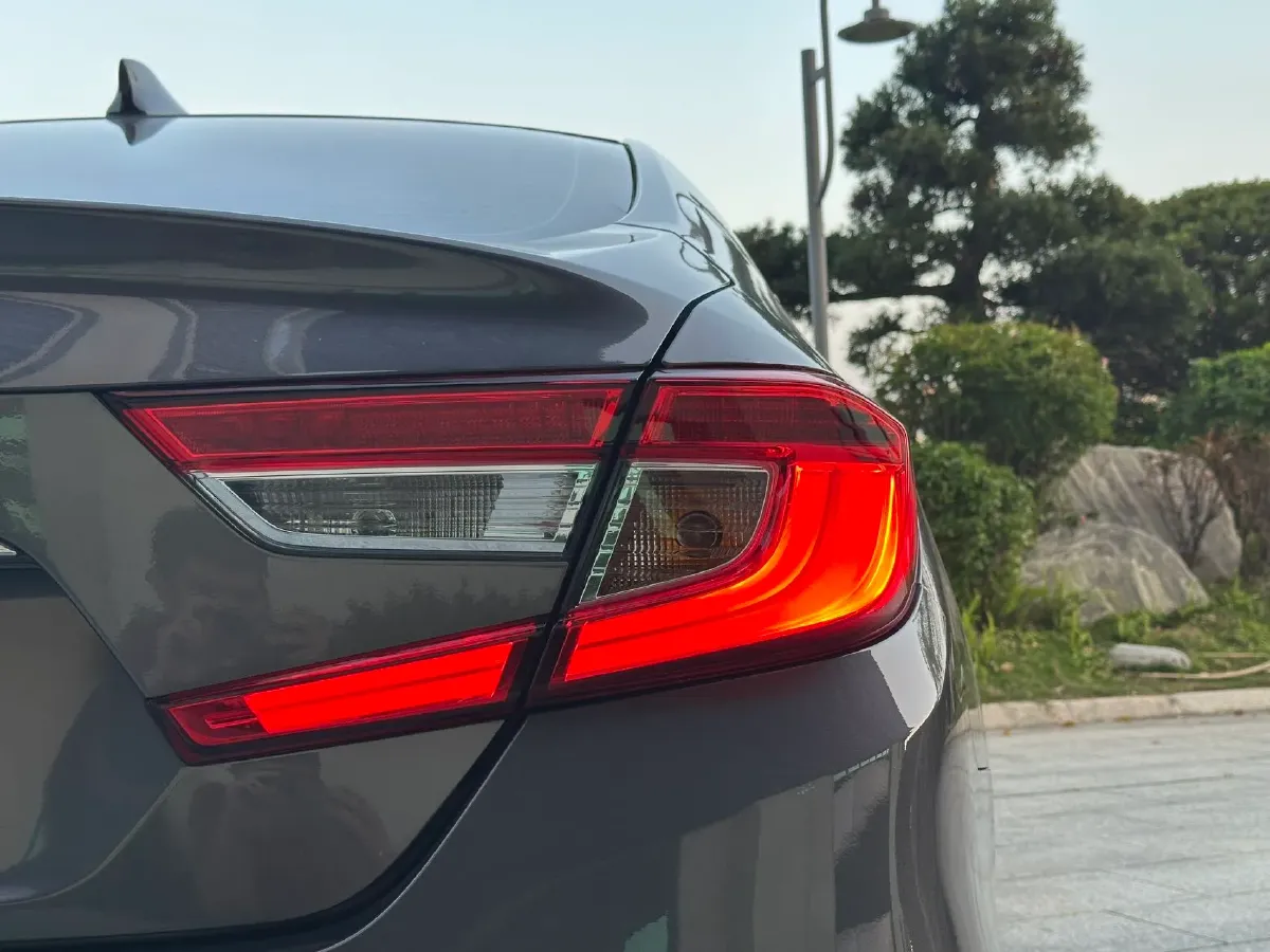 2018 Honda Accord 2.0L 146HP L4 E-CVT Hybrid,autocango,china used car exporter,china ev exporter,chinese used car exporter,chinese used ev exporter