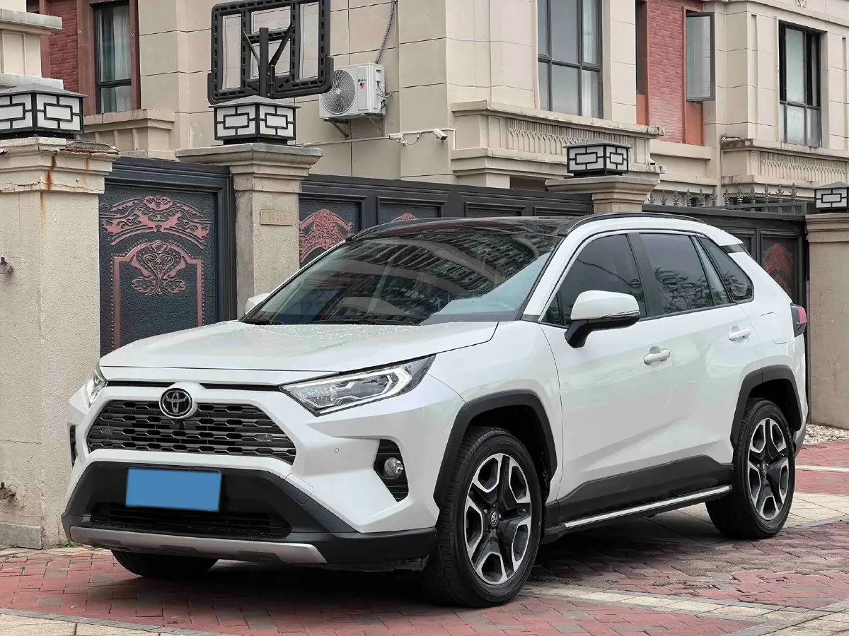 2020 Toyota RAV4 2.0L 171HP L4 CVT,autocango,china used car exporter,china ev exporter,chinese used car exporter,chinese used ev exporter